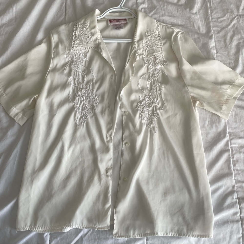 White vintage button up blouse